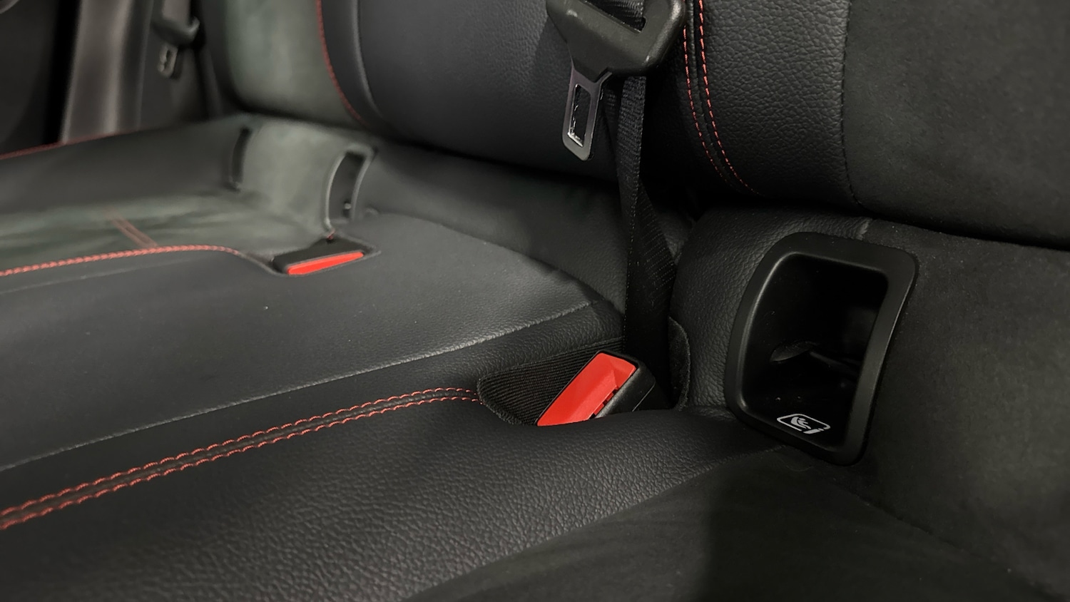 Used Mercedes-Benz GLA 2025 for sale - 77701211: Photo 17