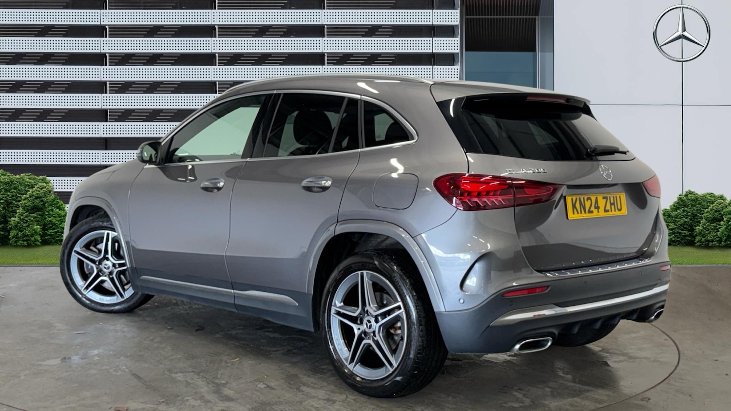 Used Mercedes-Benz GLA 2024 for sale - 77918440: Photo 2