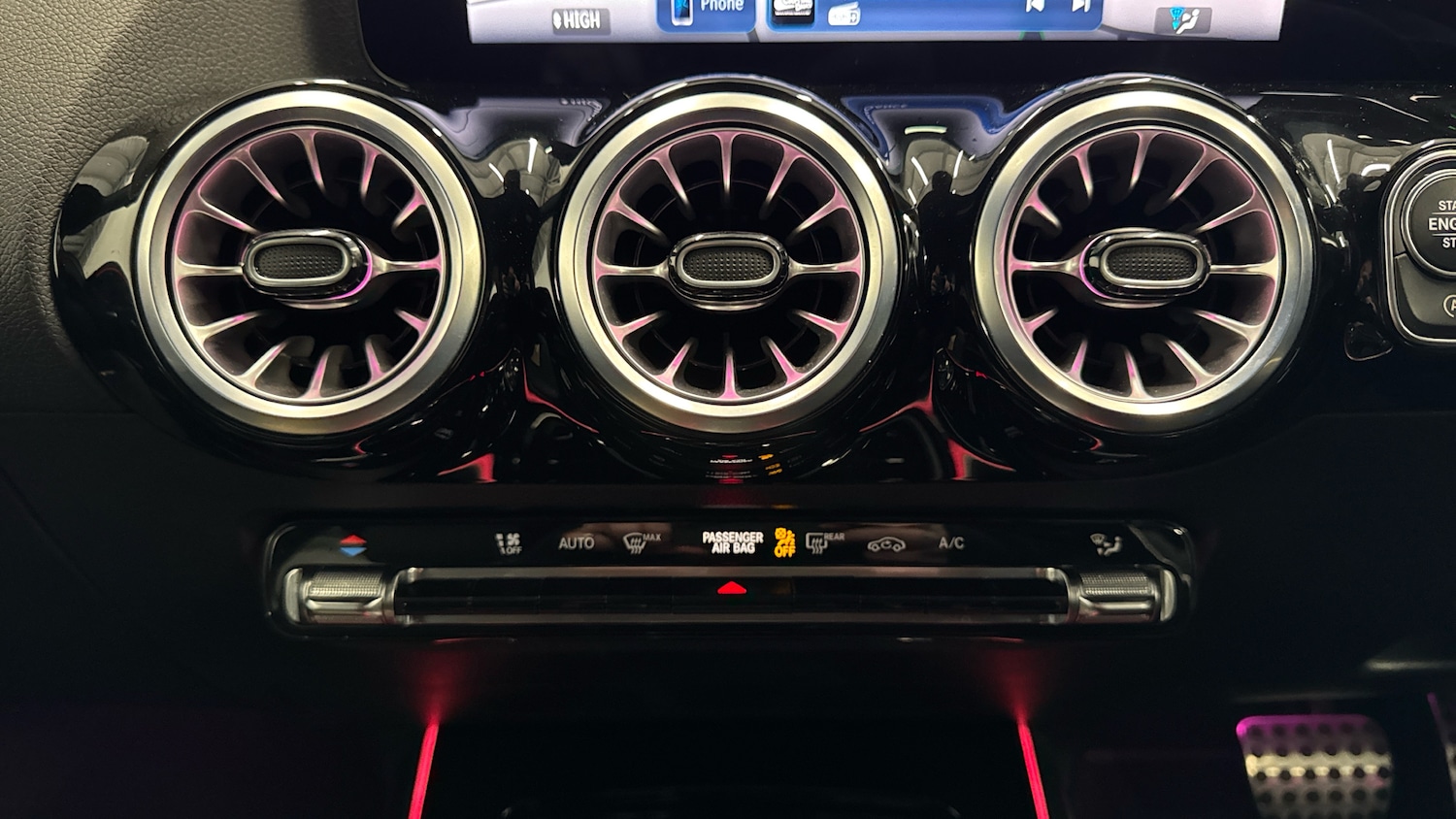 Used Mercedes-Benz GLA 2024 for sale - 77918440: Photo 34