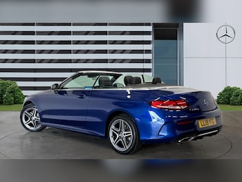 Used Mercedes-Benz C-Class 2019 for sale - 75690869: Photo