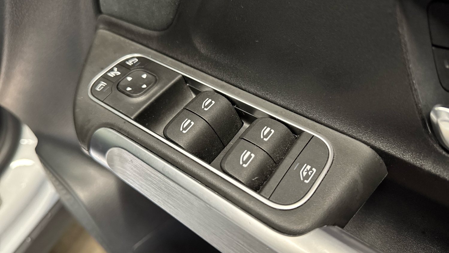 Used Mercedes-Benz GLB 2022 for sale - 77245097: Photo 25