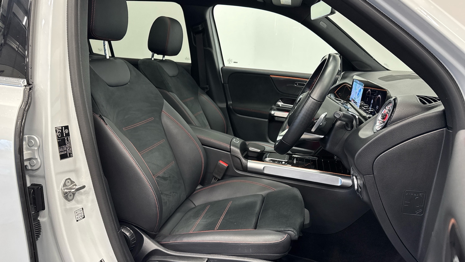 Used Mercedes-Benz GLB 2022 for sale - 77245097: Photo 26