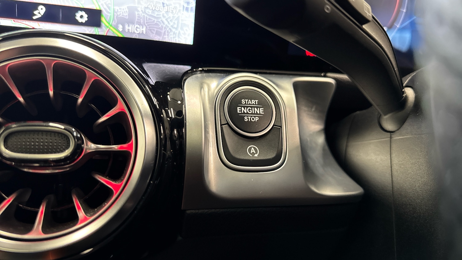 Used Mercedes-Benz GLB 2022 for sale - 77245097: Photo 32