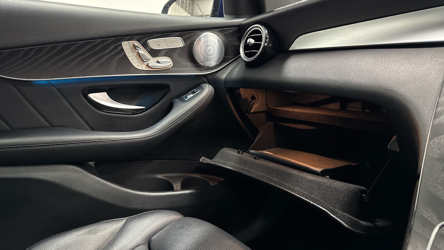 Used Mercedes-Benz GLC 2018 for sale - 76821472: Photo 34