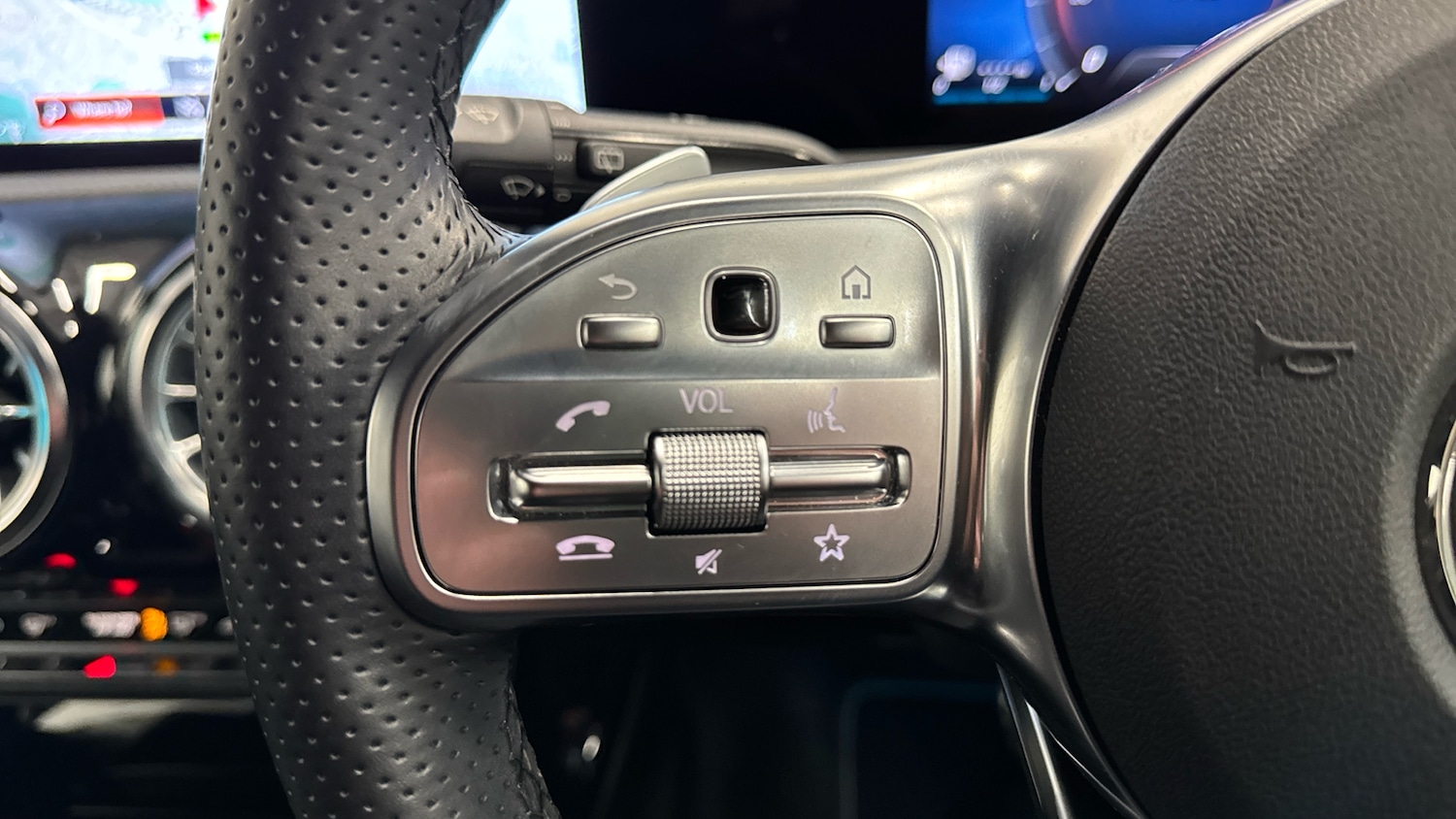 Used Mercedes-Benz A-Class 2022 for sale - 77069568: Photo 27