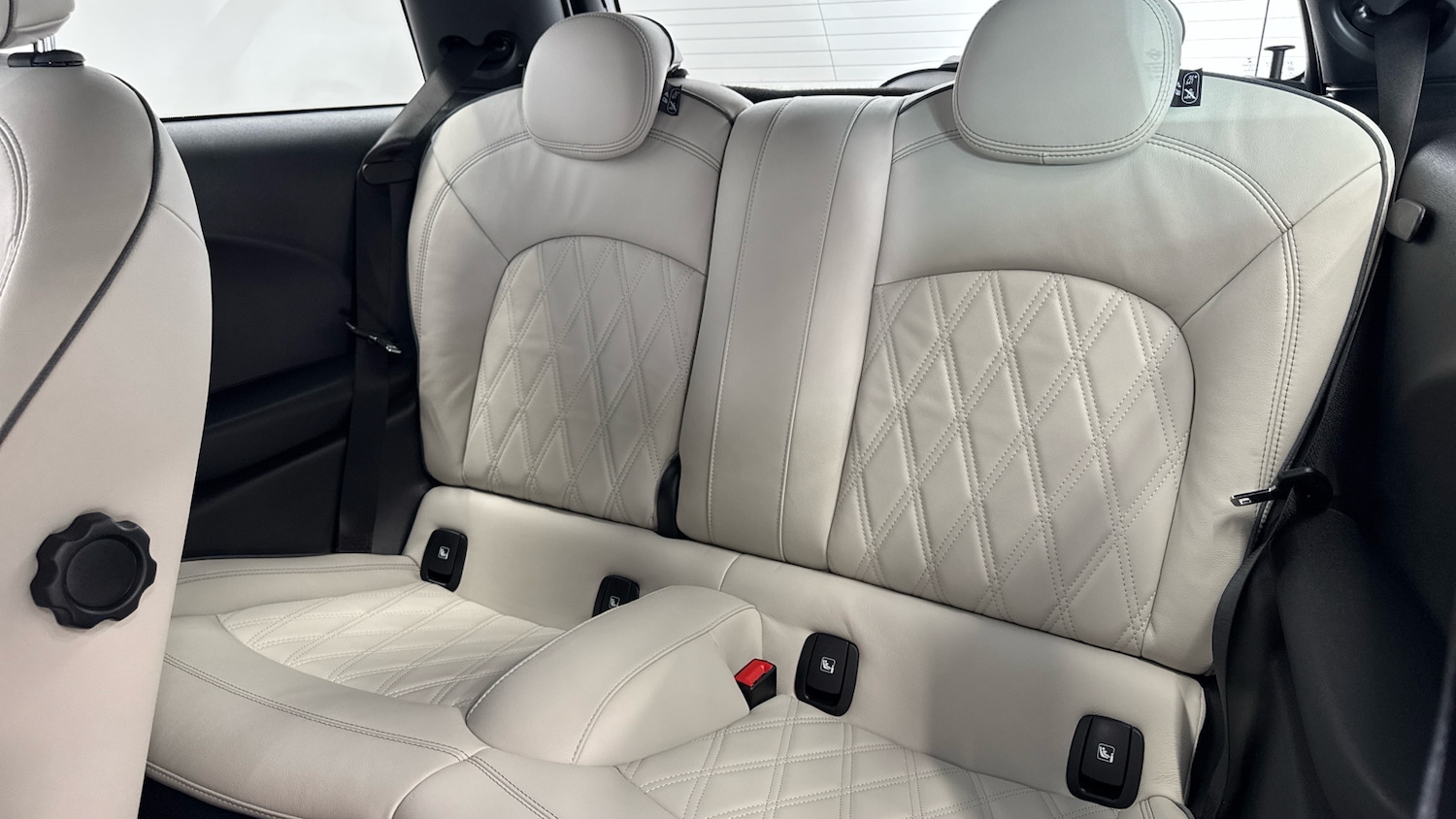 Used MINI Hatch 2023 for sale - 76422209: Photo 16