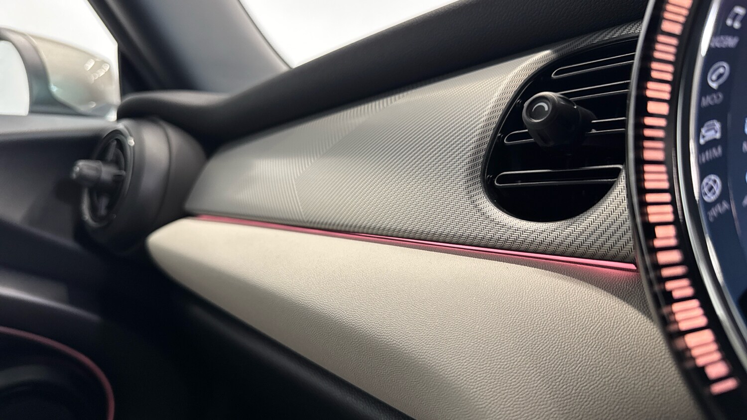 Used MINI Hatch 2023 for sale - 76422209: Photo 35