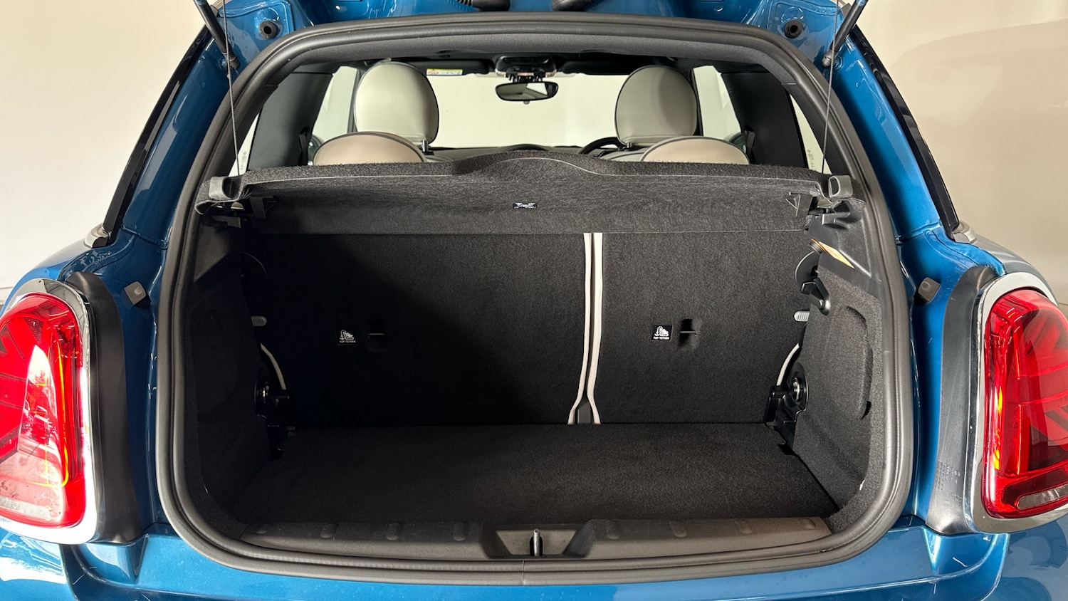 Used MINI Hatch 2023 for sale - 76422209: Photo 4