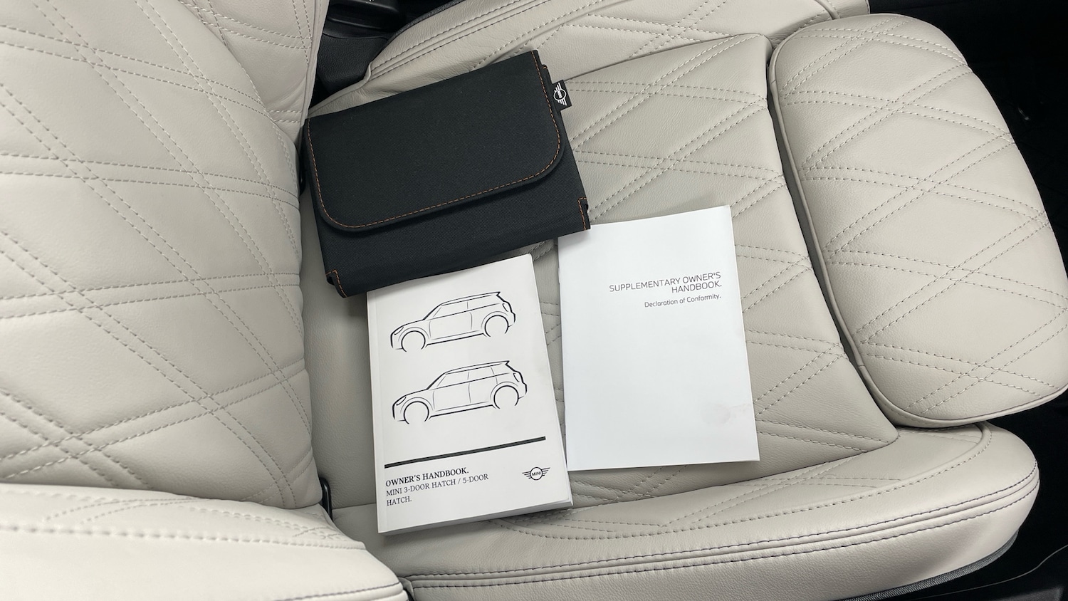 Used MINI Hatch 2023 for sale - 76422209: Photo 76