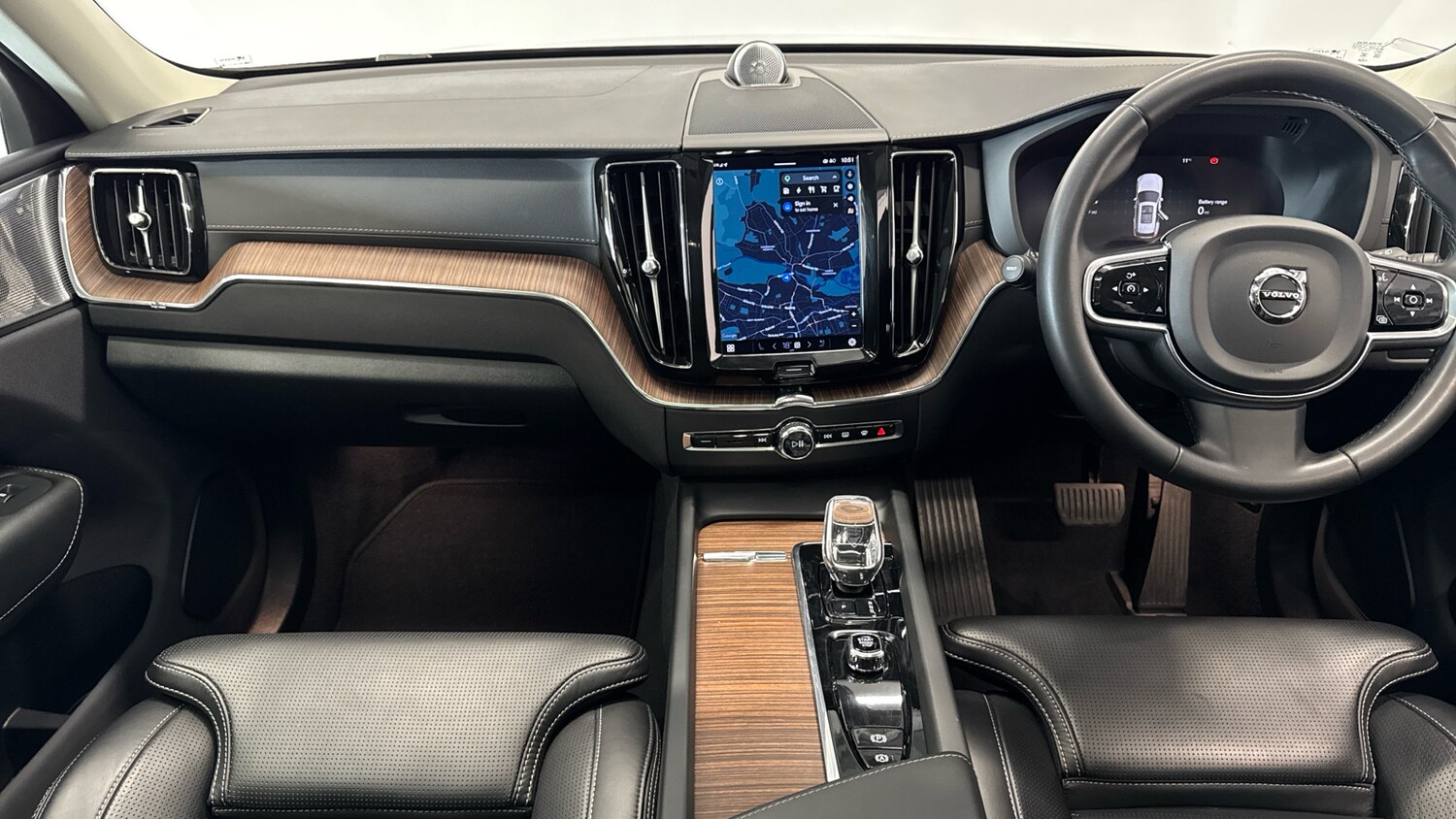 Used Volvo XC60 2023 for sale - 78223217: Photo 10