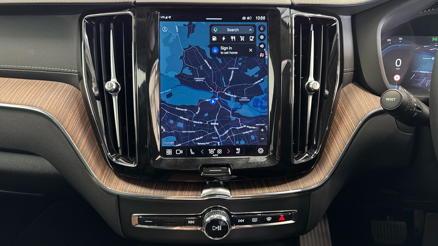 Used Volvo XC60 2023 for sale - 78223217: Photo 12