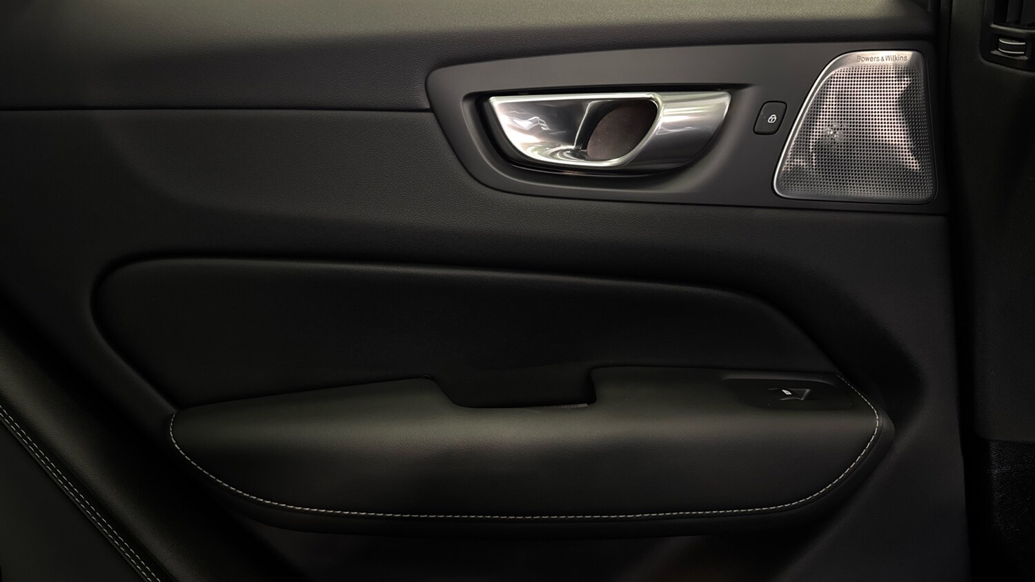 Used Volvo XC60 2023 for sale - 78223217: Photo 22