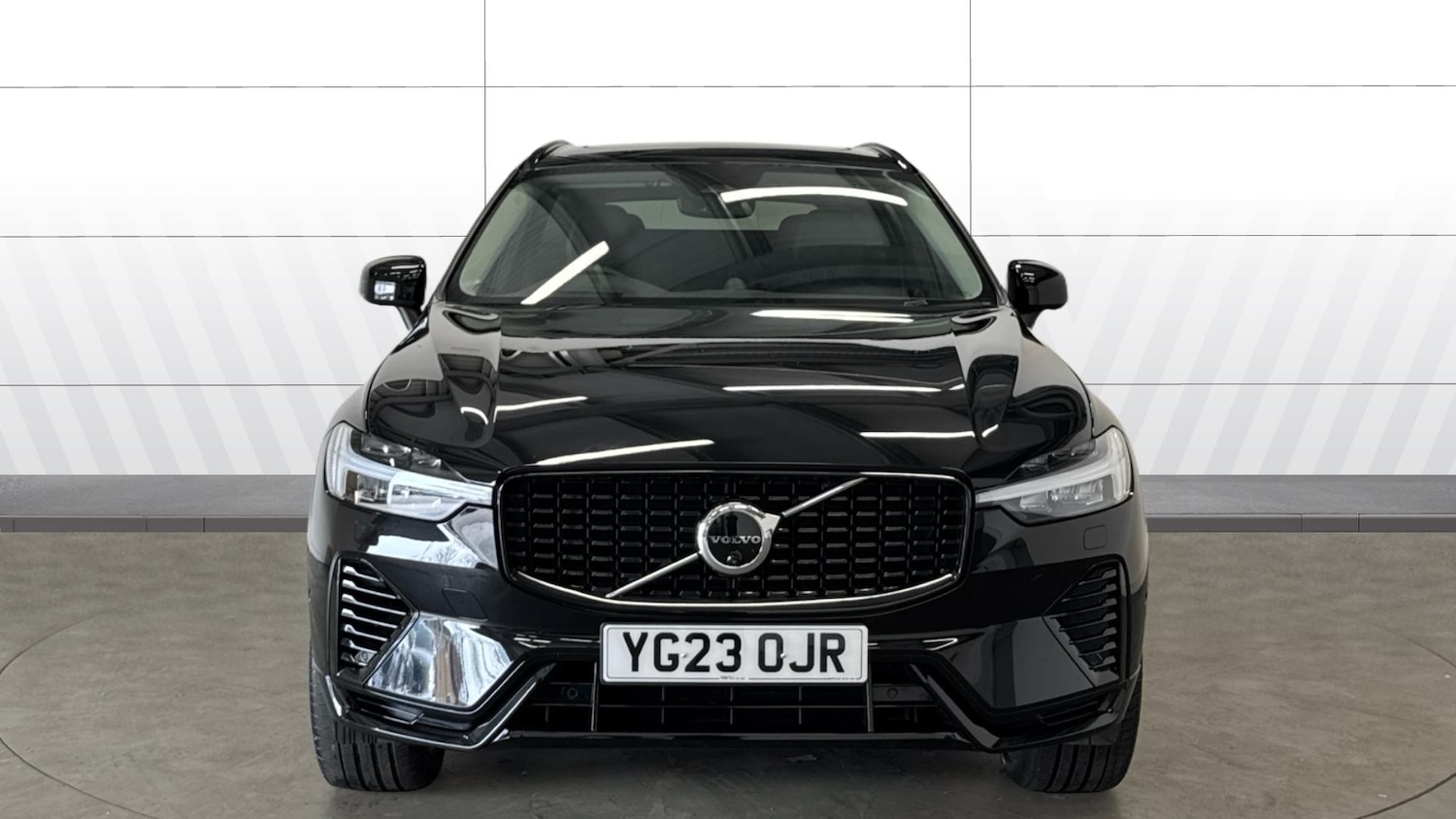 Used Volvo XC60 2023 for sale - 78223217: Photo 3