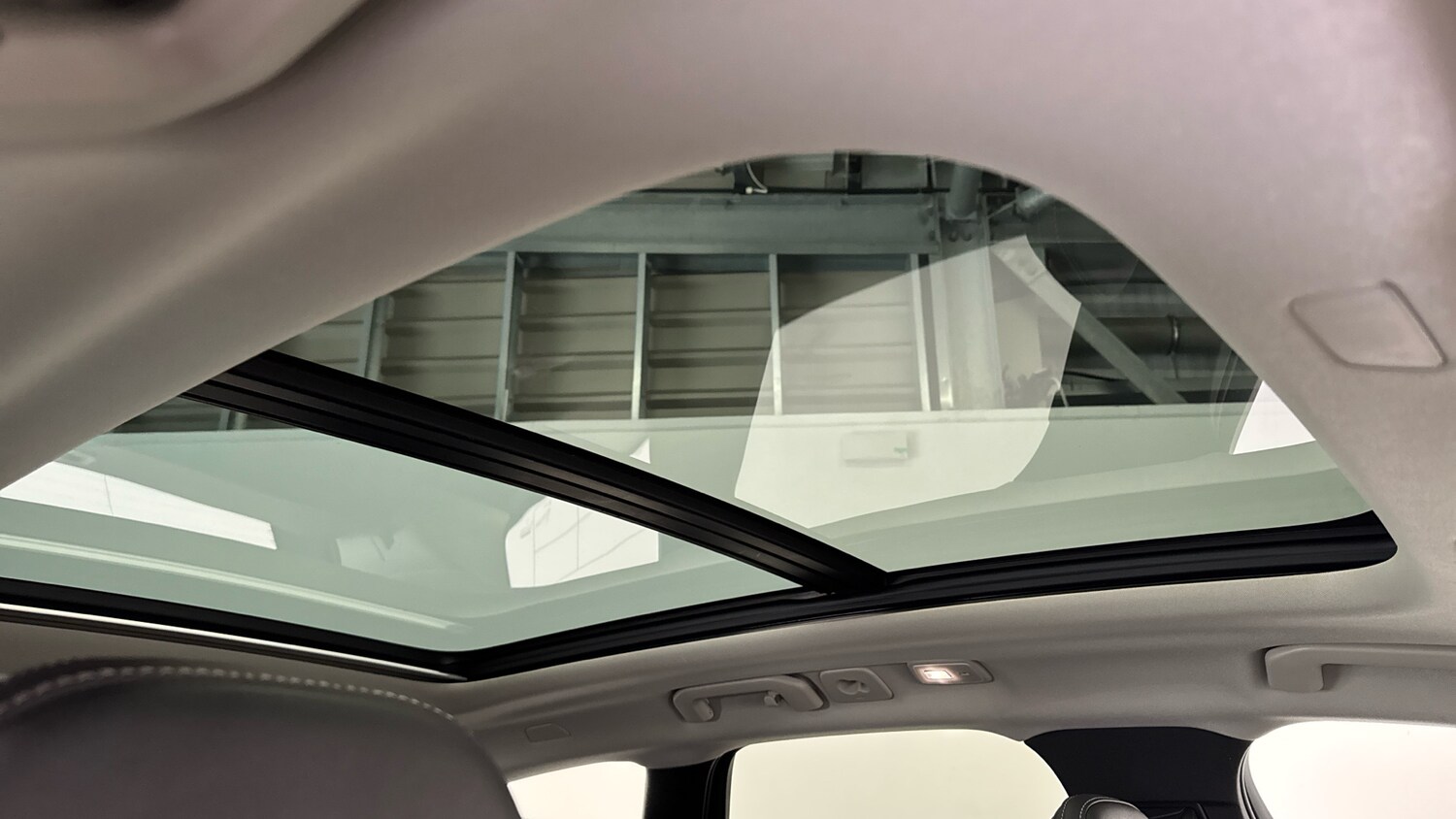 Used Volvo XC60 2023 for sale - 78223217: Photo 30