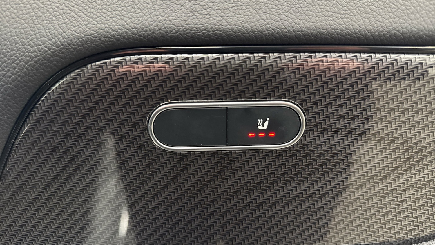 Used Mercedes-Benz GLA 2021 for sale - 77137499: Photo 23