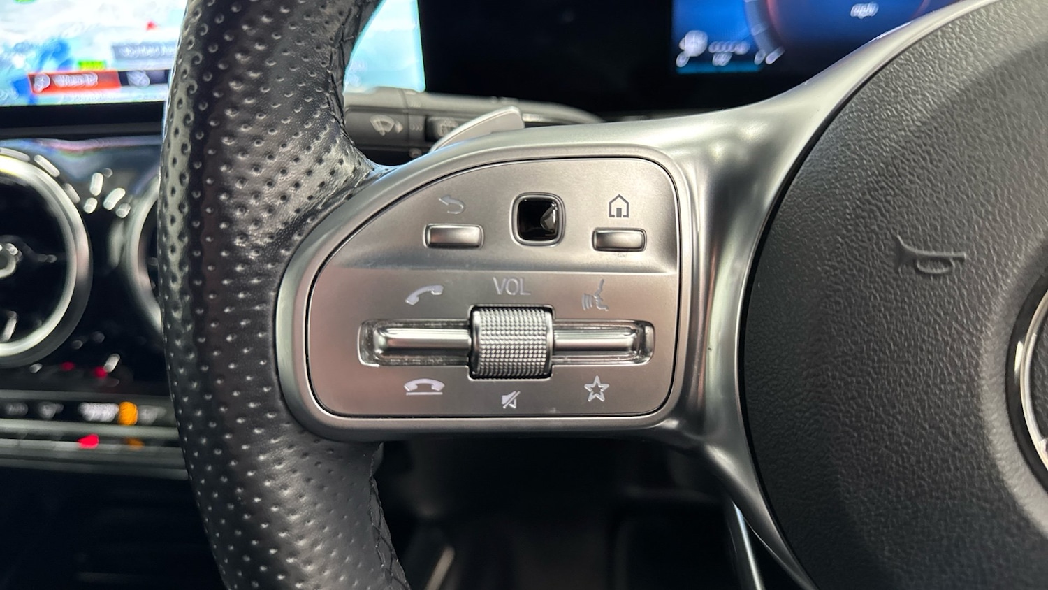 Used Mercedes-Benz GLA 2021 for sale - 77137499: Photo 29