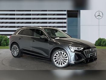 Used Audi Q8 2023 for sale - 79312135: Photo