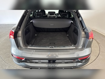 Used Audi Q8 2023 for sale - 79312135: Photo