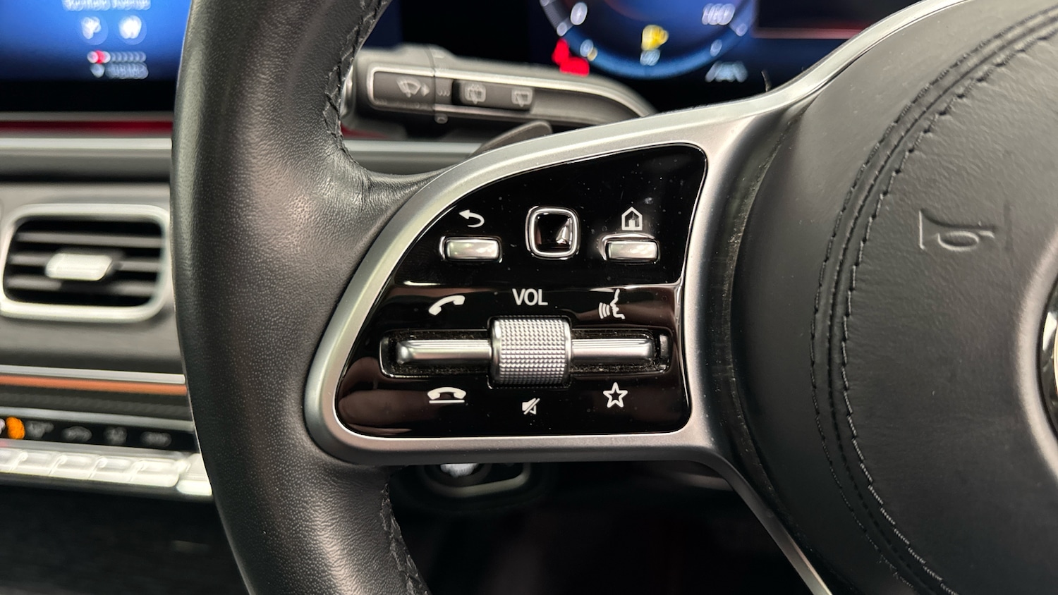 Used Mercedes-Benz GLS 2022 for sale - 77189098: Photo 31