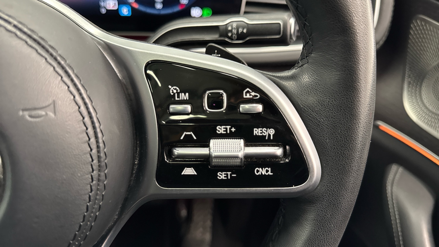 Used Mercedes-Benz GLS 2022 for sale - 77189098: Photo 32