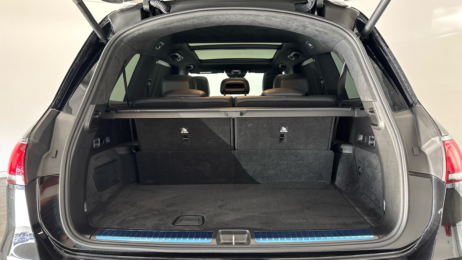 Used Mercedes-Benz GLS 2022 for sale - 77189098: Photo 4