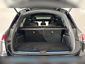 Used Mercedes-Benz GLS 2022 for sale - 77189098: Photo