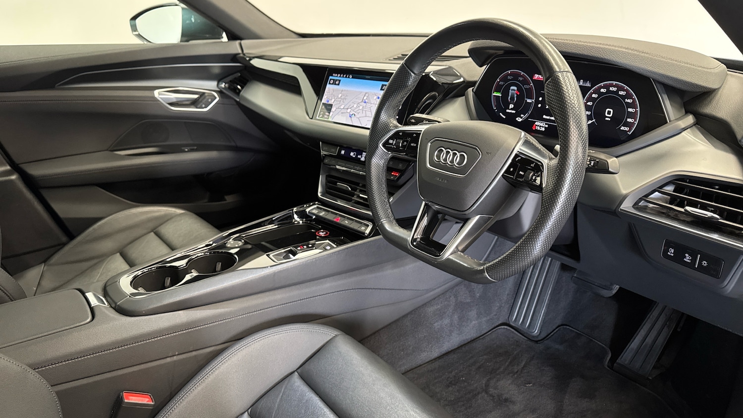 Used Audi e-tron GT 2022 for sale - 78078043: Photo 11