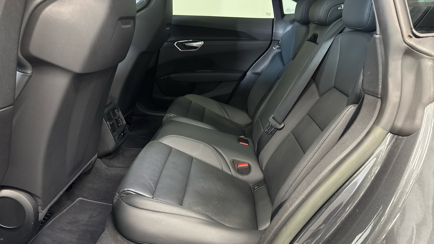 Used Audi e-tron GT 2022 for sale - 78078043: Photo 16