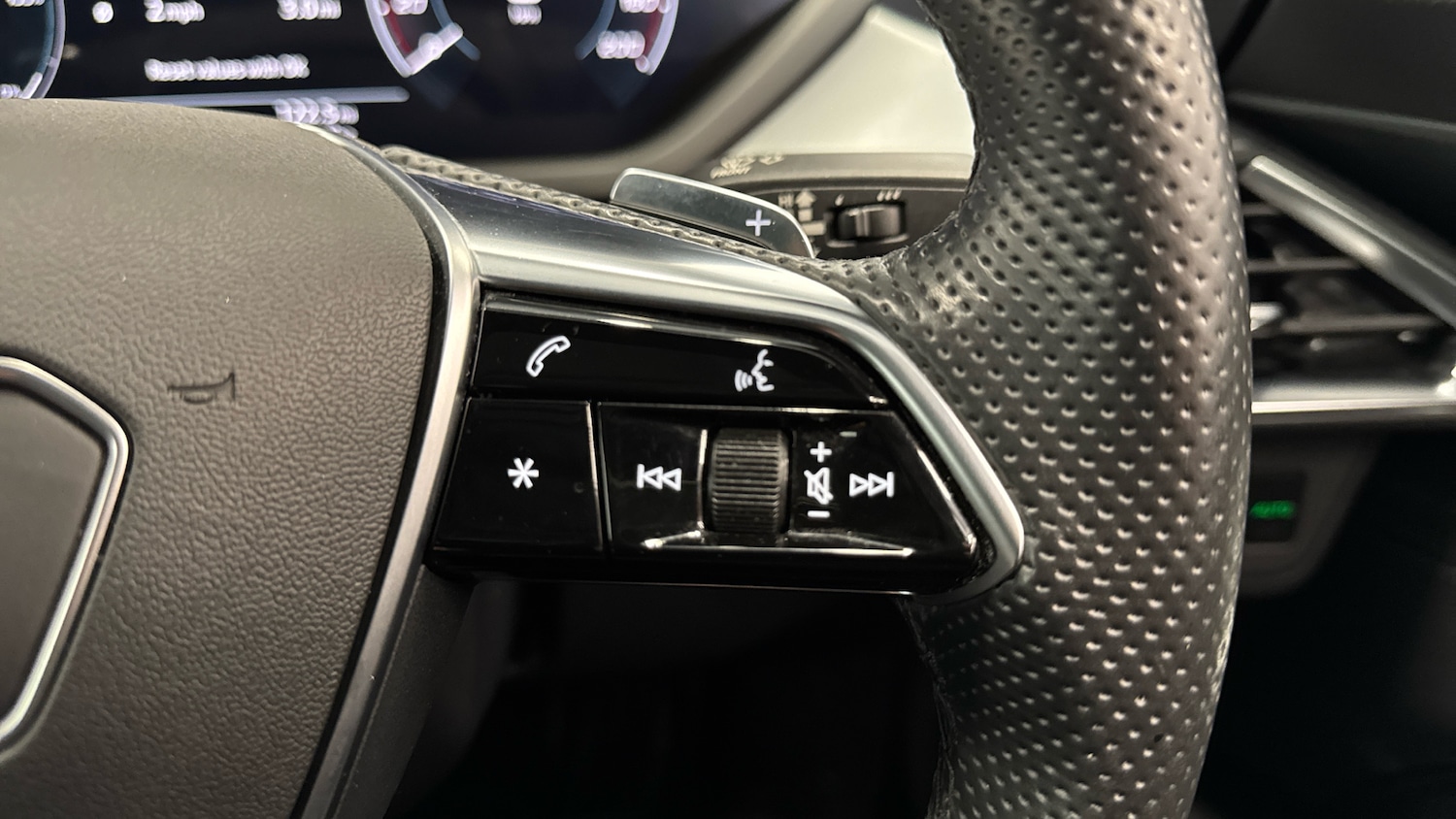 Used Audi e-tron GT 2022 for sale - 78078043: Photo 31