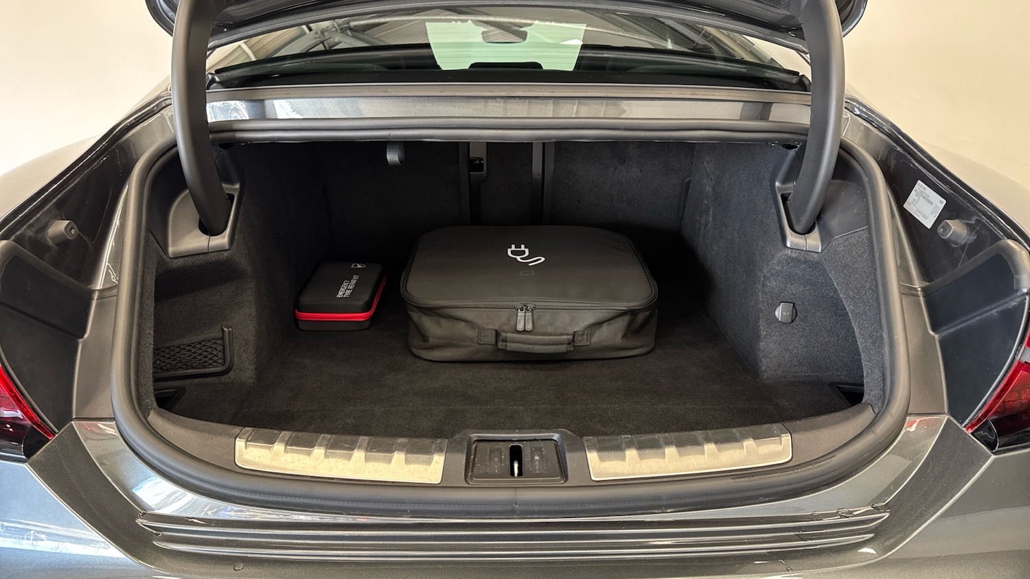 Used Audi e-tron GT 2022 for sale - 78078043: Photo 4