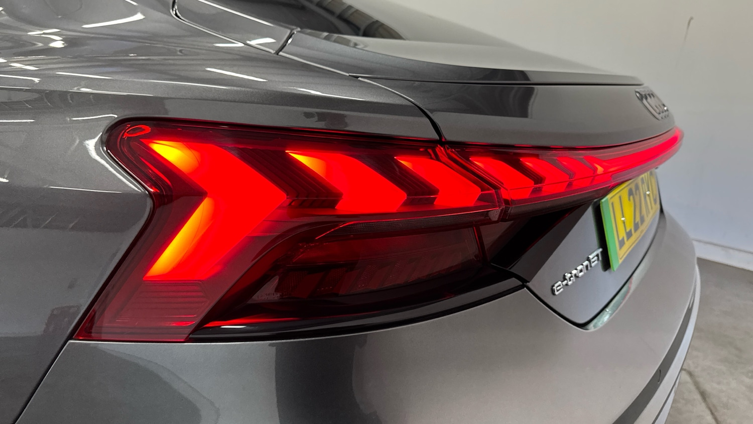 Used Audi e-tron GT 2022 for sale - 78078043: Photo 45