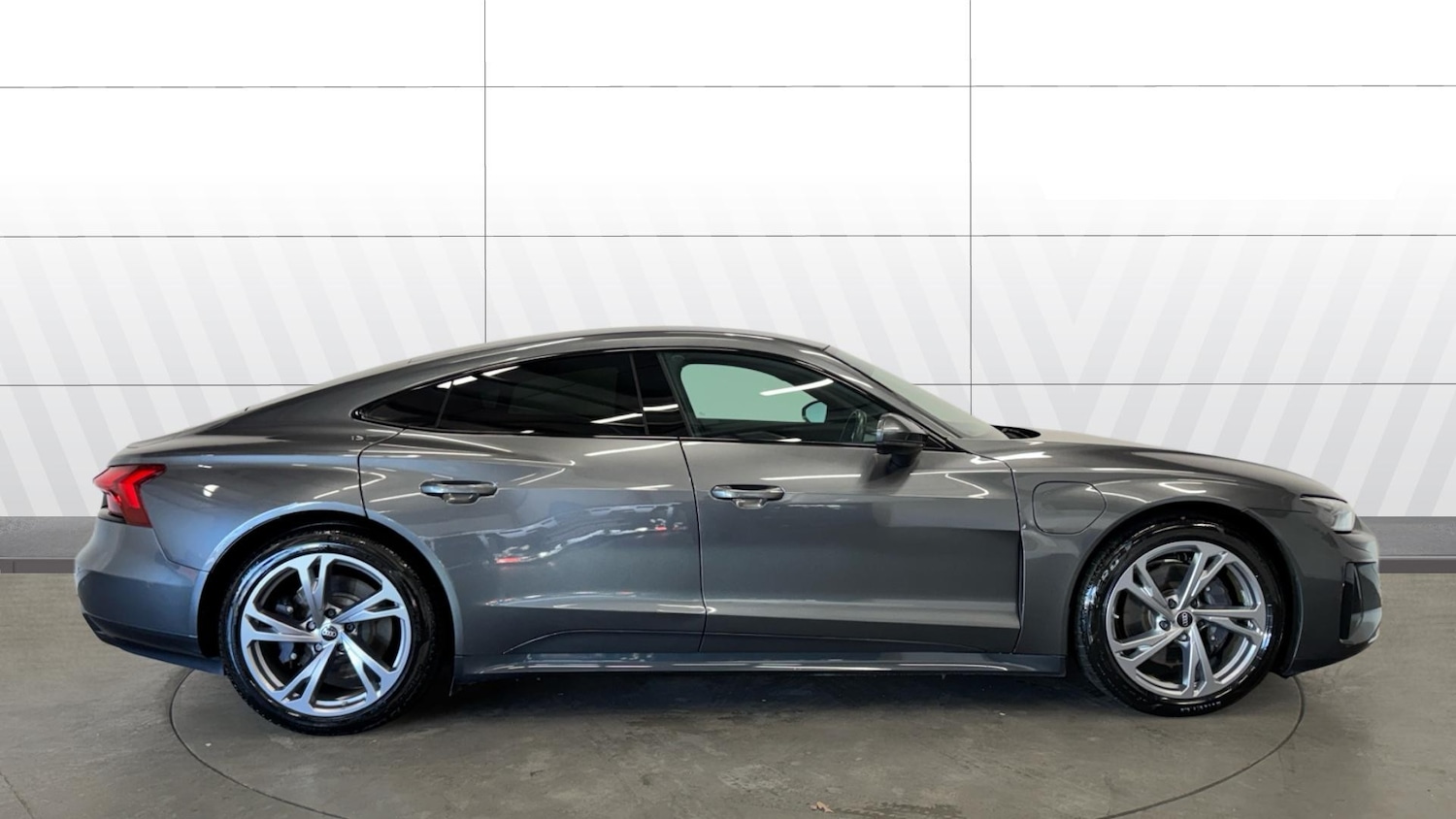 Used Audi e-tron GT 2022 for sale - 78078043: Photo 5