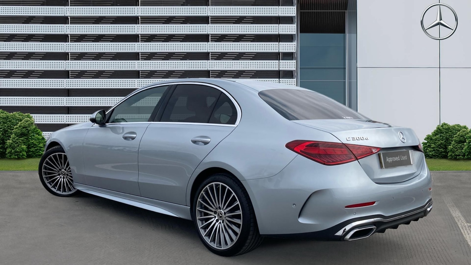 Used Mercedes-Benz C Class 2024 for sale - 76393951: Photo 2