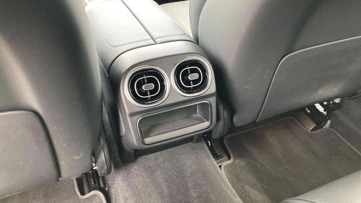 Used Mercedes-Benz C Class 2024 for sale - 76393951: Photo 28