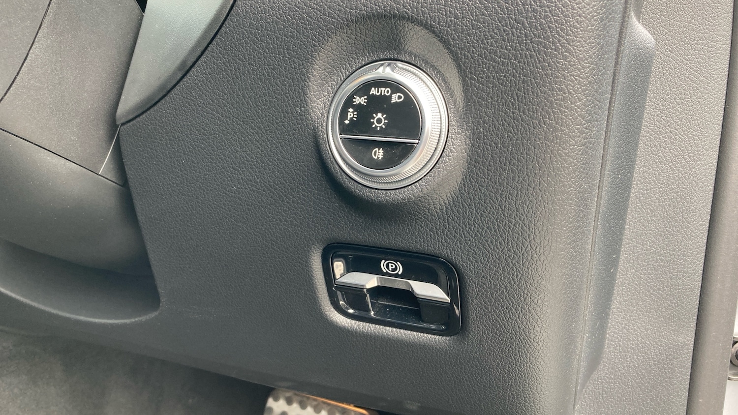 Used Mercedes-Benz C Class 2024 for sale - 76393951: Photo 35