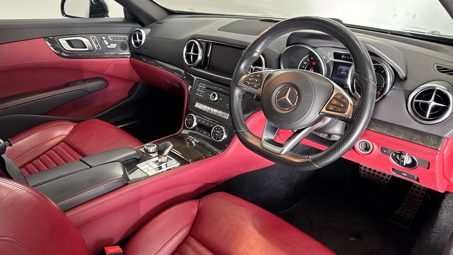 Used Mercedes-Benz SL 2018 for sale - 77149197: Photo 11