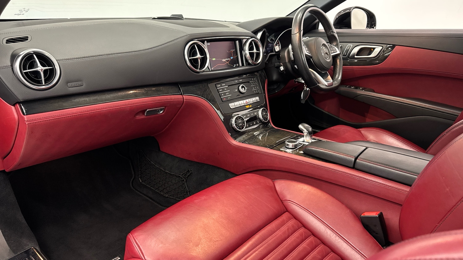 Used Mercedes-Benz SL 2018 for sale - 77149197: Photo 9