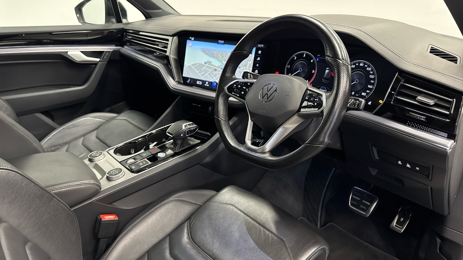 Used Volkswagen Touareg 2021 for sale - 76710012: Photo 11