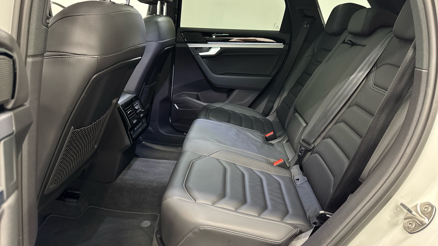 Used Volkswagen Touareg 2021 for sale - 76710012: Photo 16