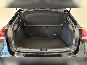 Used Mercedes-Benz A-Class 2021 for sale - 76470908: Photo