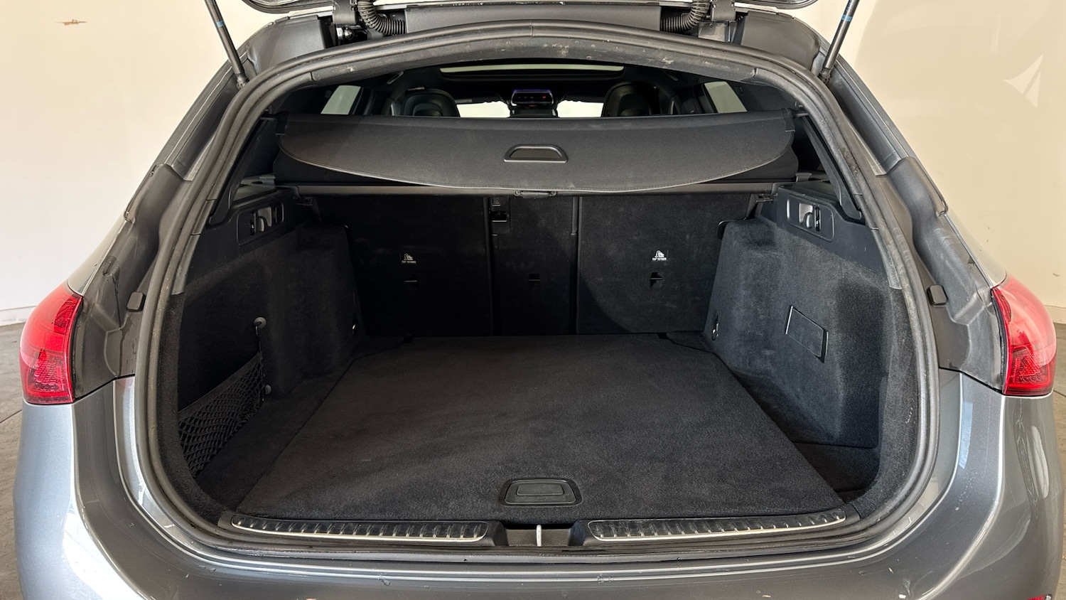 Used Mercedes-Benz C Class 2024 for sale - 76763096: Photo 4