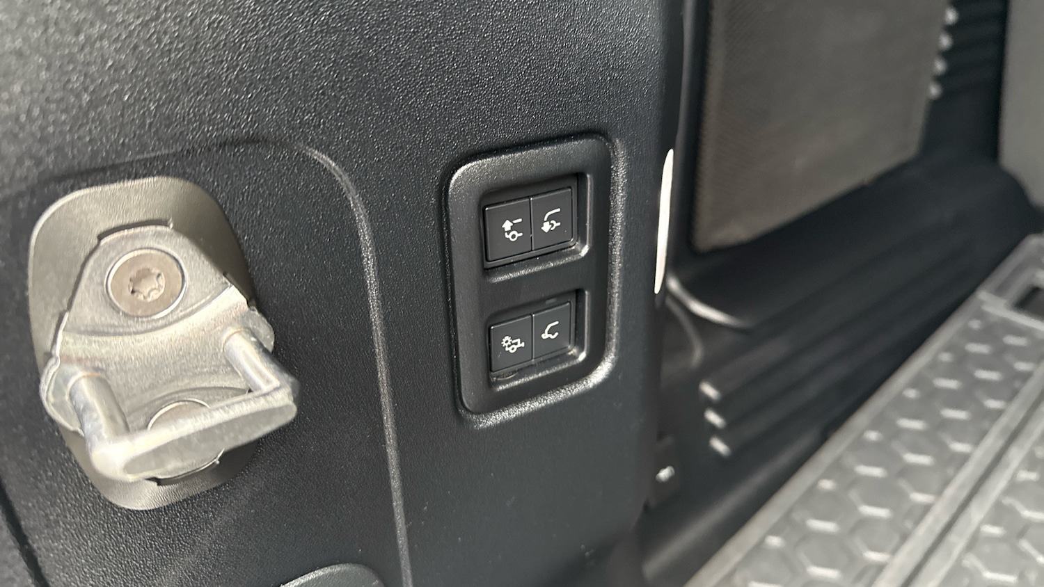 Used Land Rover Defender 2022 for sale - 77296396: Photo 20