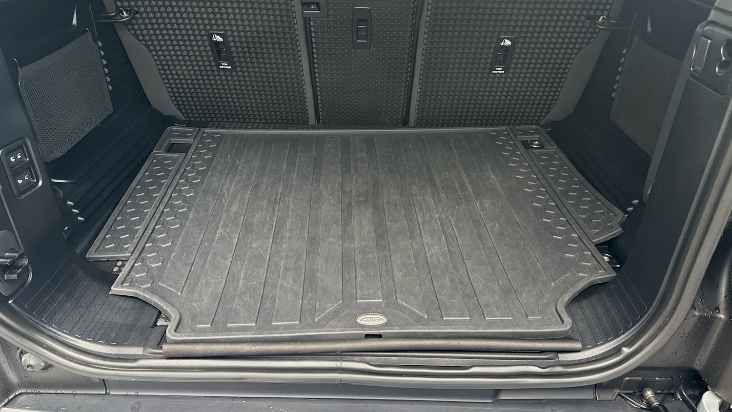 Used Land Rover Defender 2022 for sale - 77296396: Photo 21