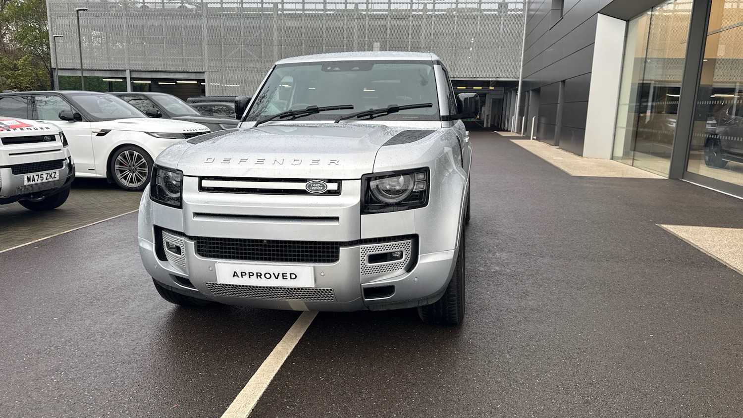 Used Land Rover Defender 2022 for sale - 77296396: Photo 27