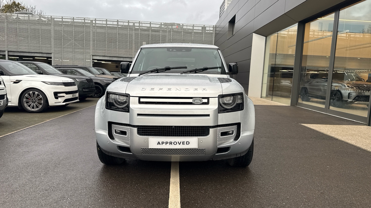 Used Land Rover Defender 2022 for sale - 77296396: Photo 28