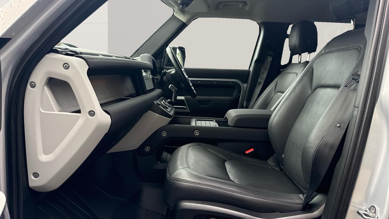 Used Land Rover Defender 2022 for sale - 77296396: Photo 3