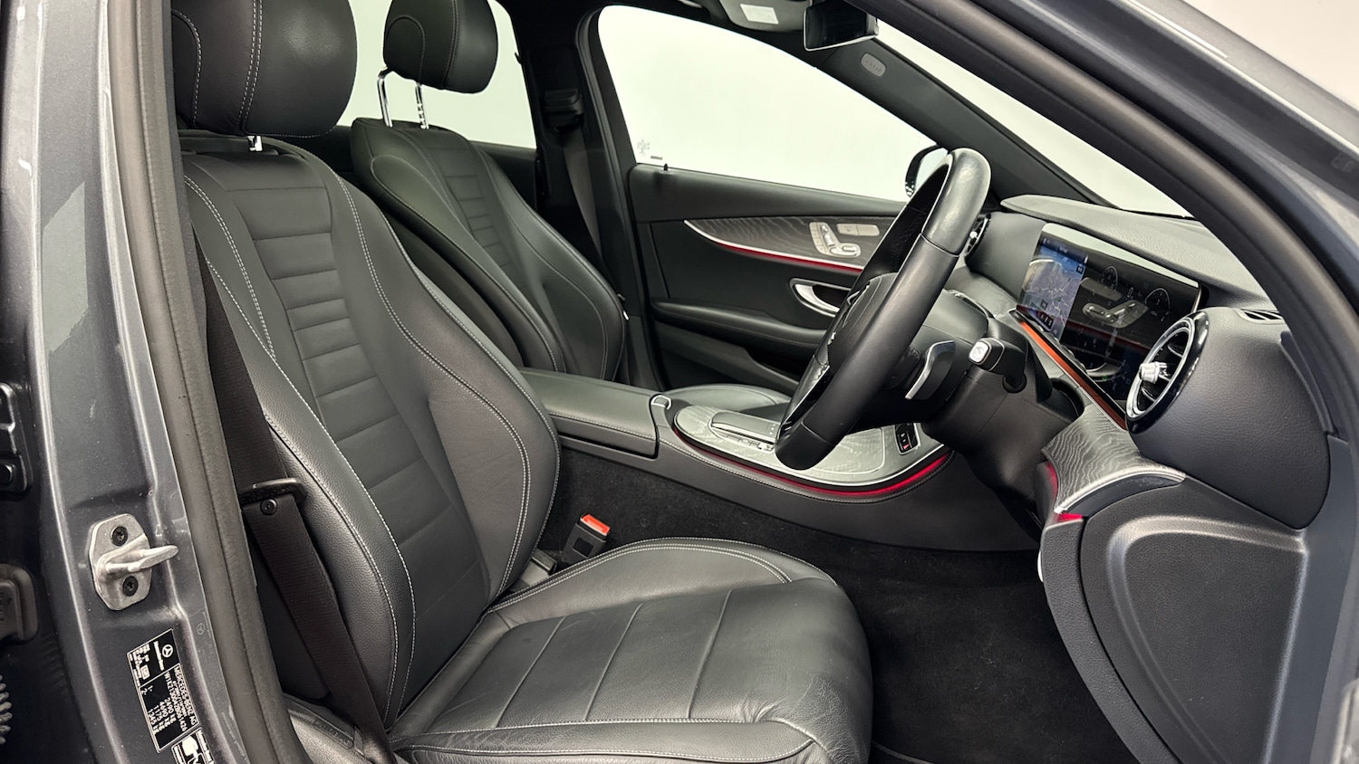 Used Mercedes-Benz E Class 2022 for sale - 77201122: Photo 26