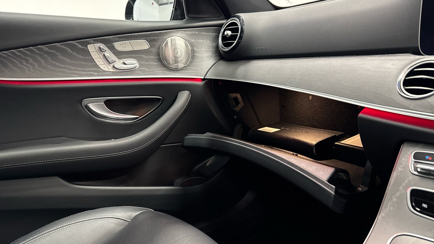 Used Mercedes-Benz E Class 2022 for sale - 77201122: Photo 36