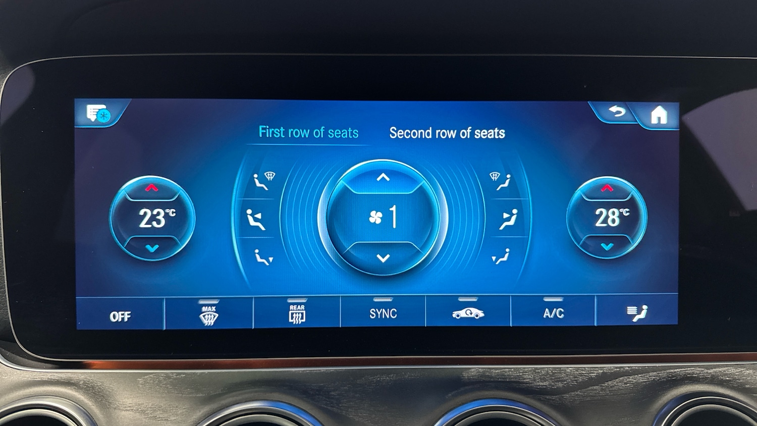 Used Mercedes-Benz E Class 2022 for sale - 77201122: Photo 40