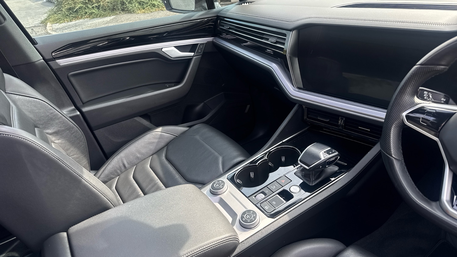 Used Volkswagen Touareg 2021 for sale - 76554864: Photo 14